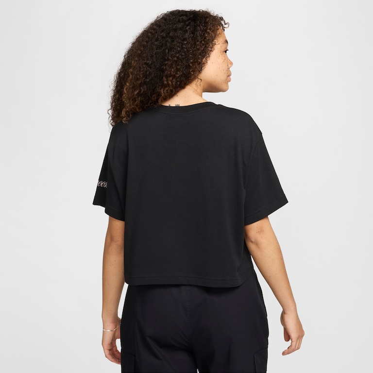 Camiseta Nike Sportswear Classic Feminina - Foto 3