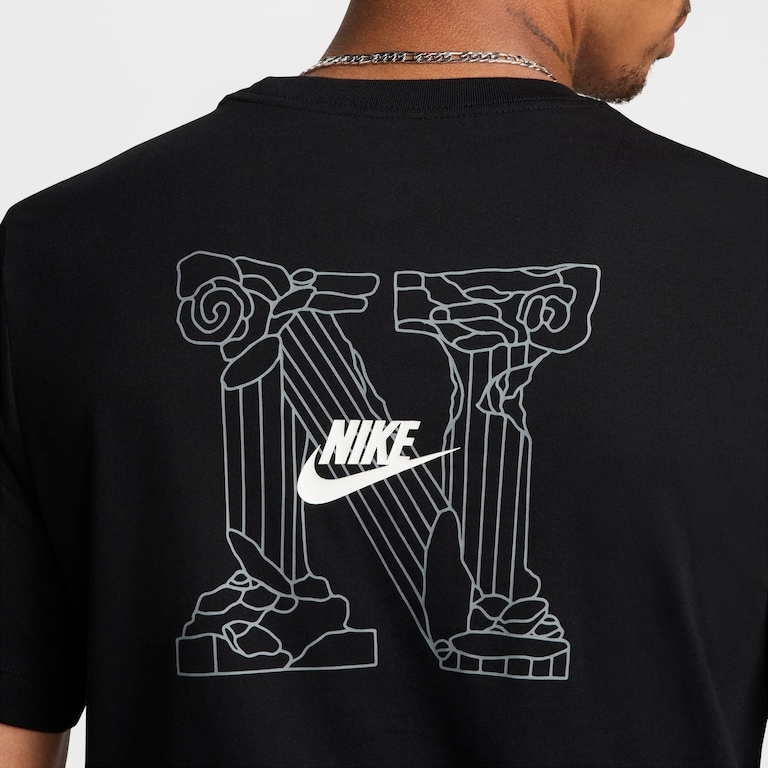 Camiseta Nike Sportswear Masculina - Foto 4