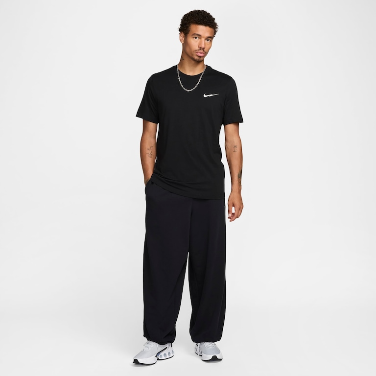 Camiseta Nike Sportswear Masculina - Foto 5
