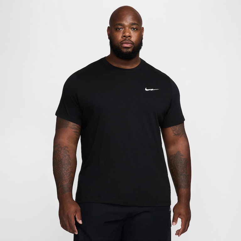 Camiseta Nike Sportswear Masculina - Foto 7