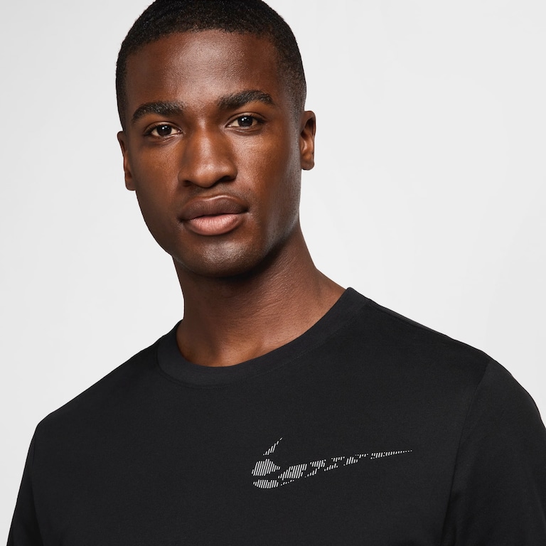 Camiseta Nike Dri-FIT Run Masculina - Foto 2