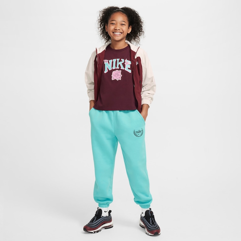 Camiseta Nike Sportswear Infantil - Foto 4