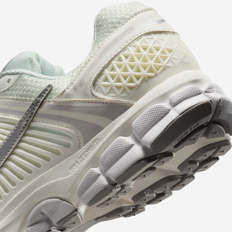 Tênis Nike Zoom Vomero 5 Masculino - Foto 8