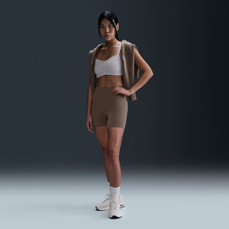 Shorts Nike Dri-FIT Zenvy Feminino - Foto 1