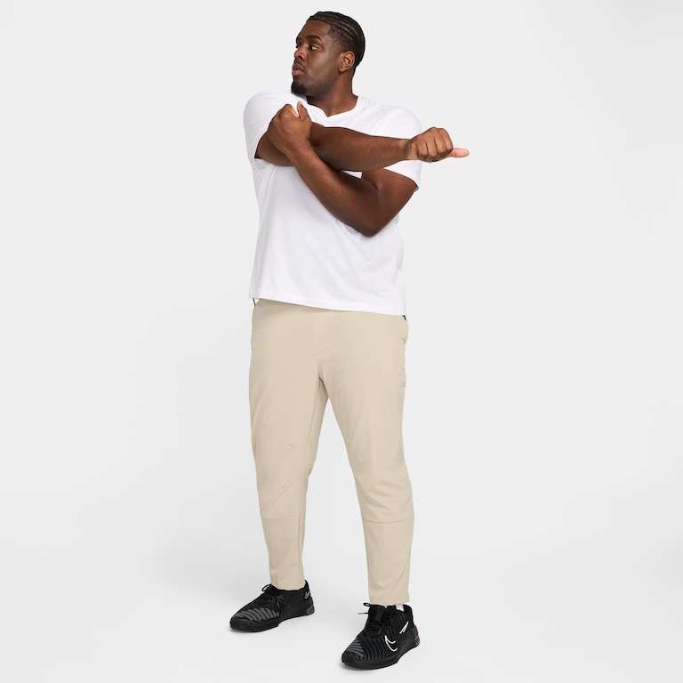 Calça Nike Dri-FIT Unlimited Masculina - Foto 12