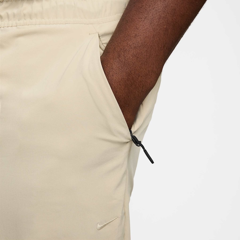 Calça Nike Dri-FIT Unlimited Masculina - Foto 9