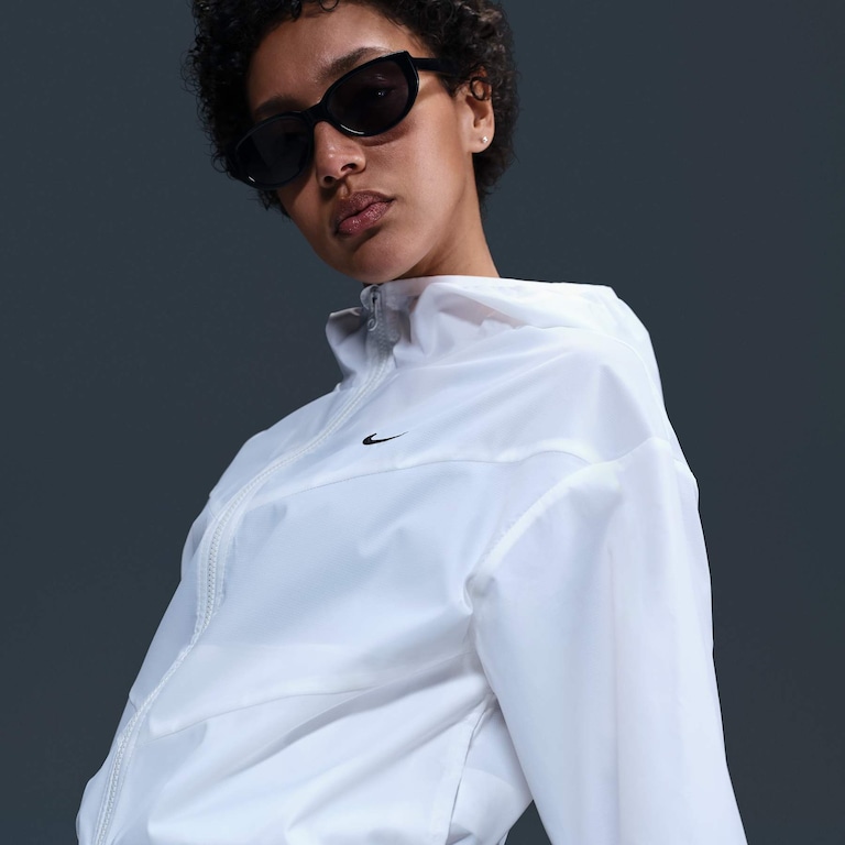 Jaqueta Nike Sportswear Windrunner Feminina - Foto 6