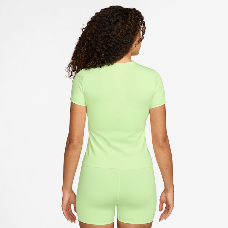 Camiseta Nike Dri-FIT Form Feminina - Foto 3