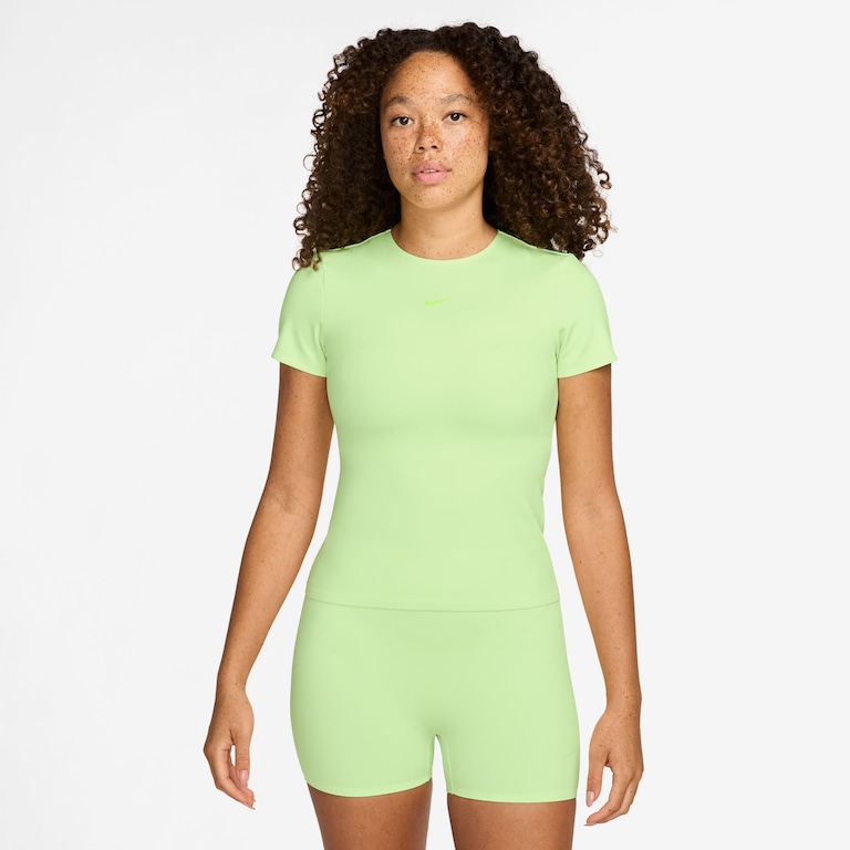 Camiseta Nike Dri-FIT Form Feminina - Foto 1