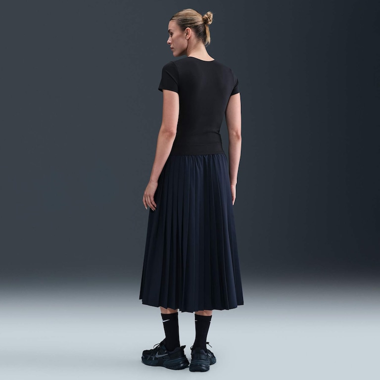 Camiseta Nike Dri-FIT Form Feminina - Foto 5