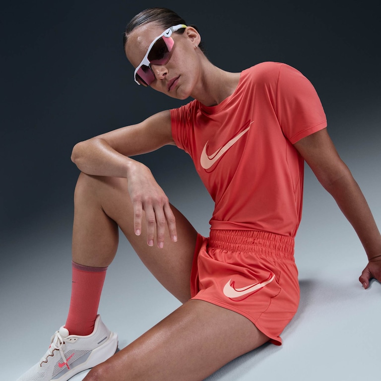 Shorts Nike One Swoosh Feminino - Foto 2