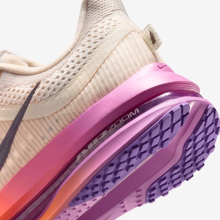 Tênis Nike Pegasus Premium Feminino - Foto 8