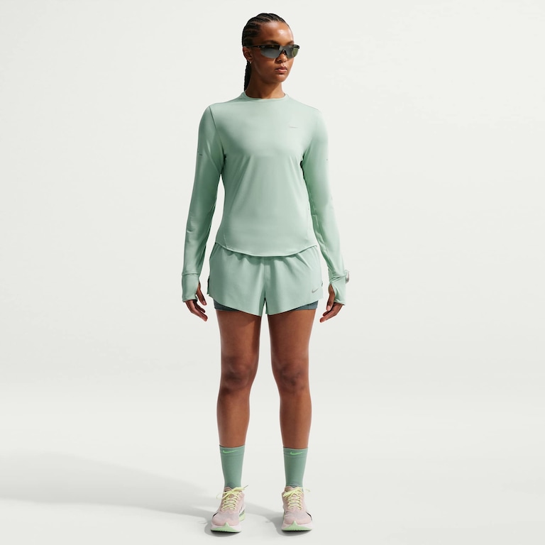 Camiseta Nike Dri-FIT Swift Crew Feminina - Foto 4