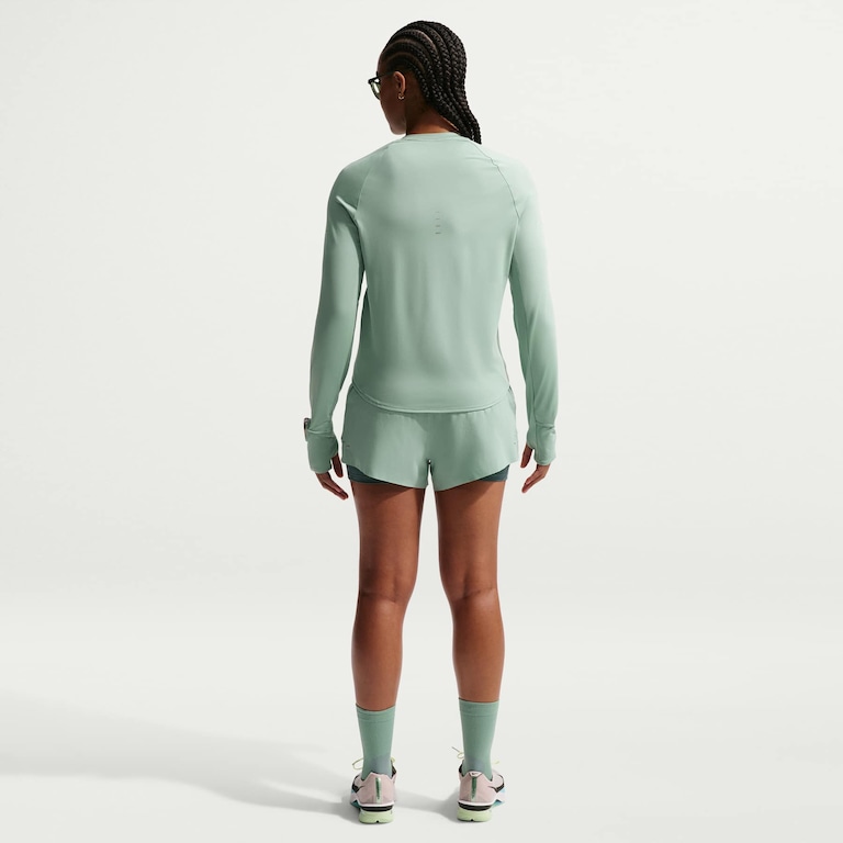 Camiseta Nike Dri-FIT Swift Crew Feminina - Foto 5