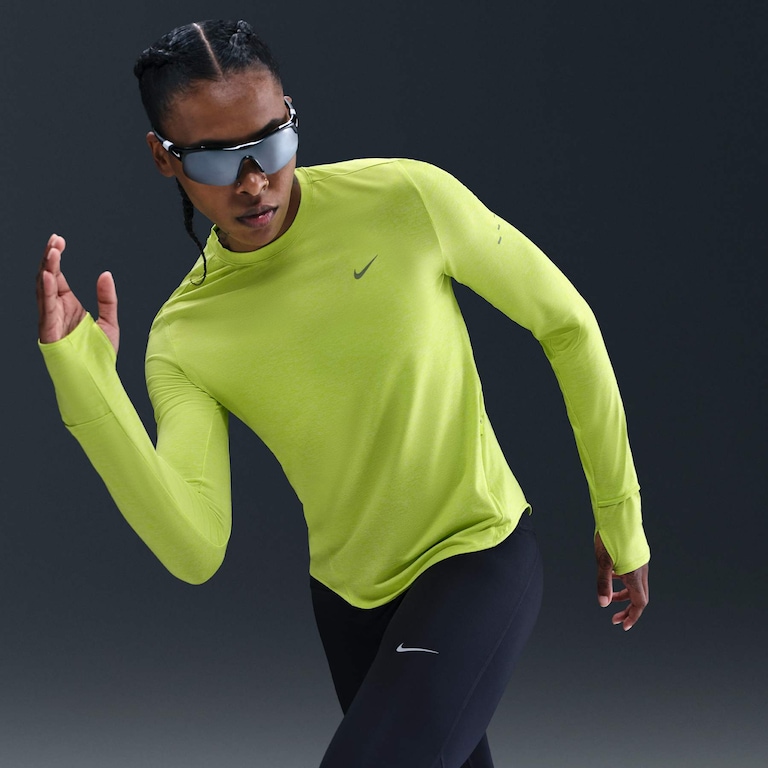 Camiseta Nike Dri-FIT Swift Crew Feminina - Foto 3