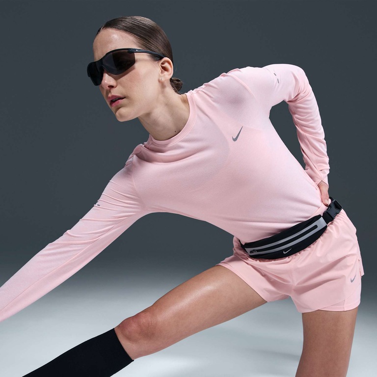 Camiseta Nike Dri-FIT Swift Crew Feminina - Foto 3