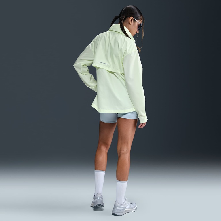 Shorts Nike Dri-FIT Swift Feminino - Foto 4