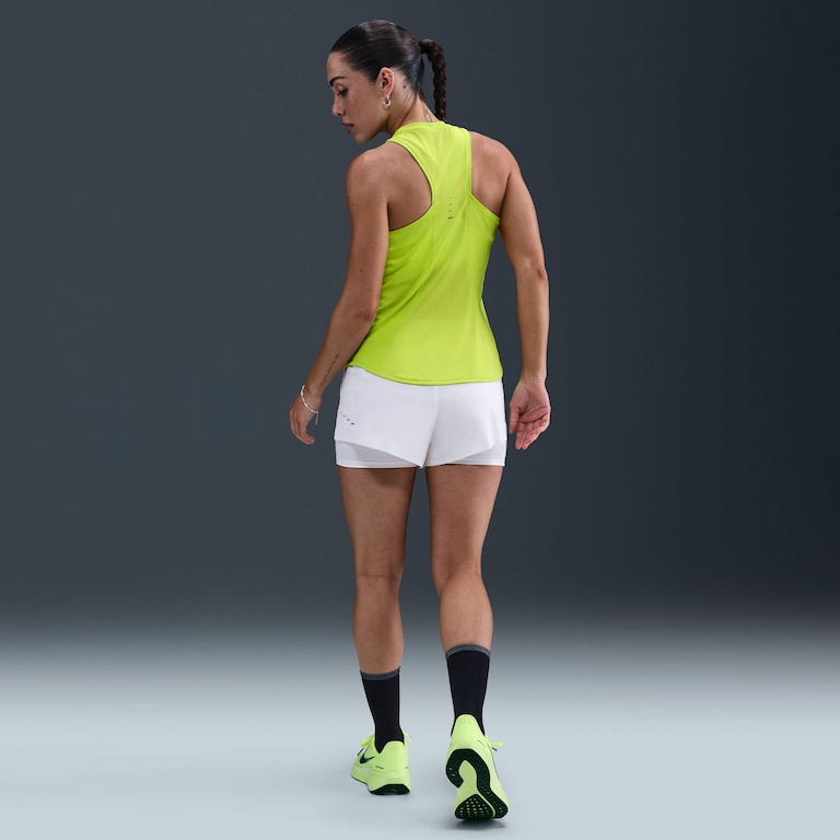 Regata Nike Dri-FIT Run Swift Feminina - Foto 5