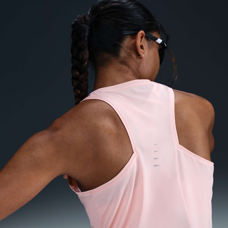 Regata Nike Dri-FIT Run Swift Feminina - Foto 2