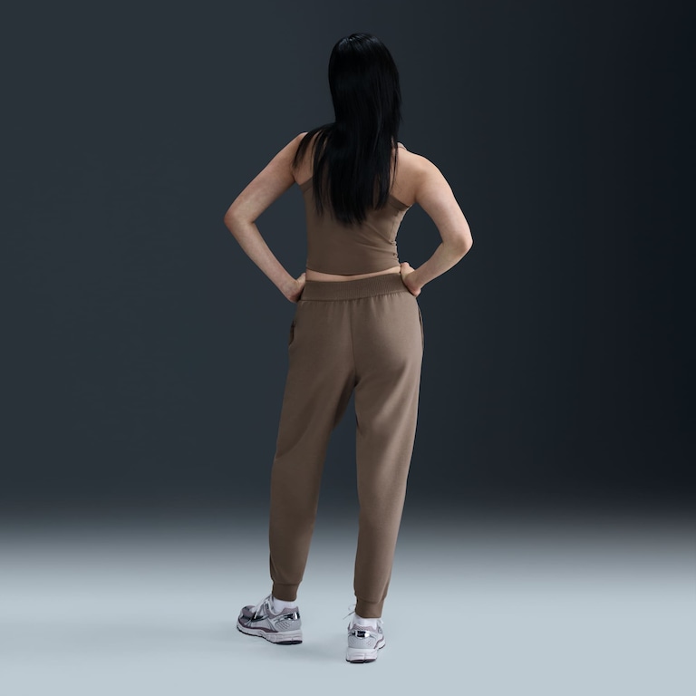Calça Nike Dri-FIT Jogger Soft 24.7 Feminina - Foto 4