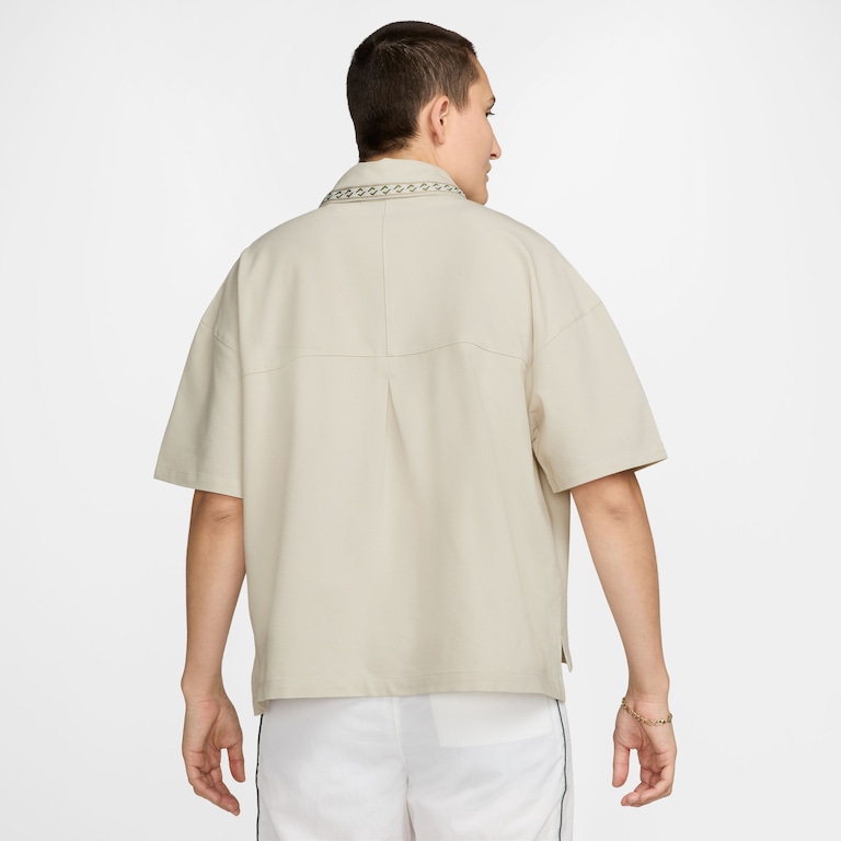 Camisa Nike Sportswear Essential Feminina - Foto 2