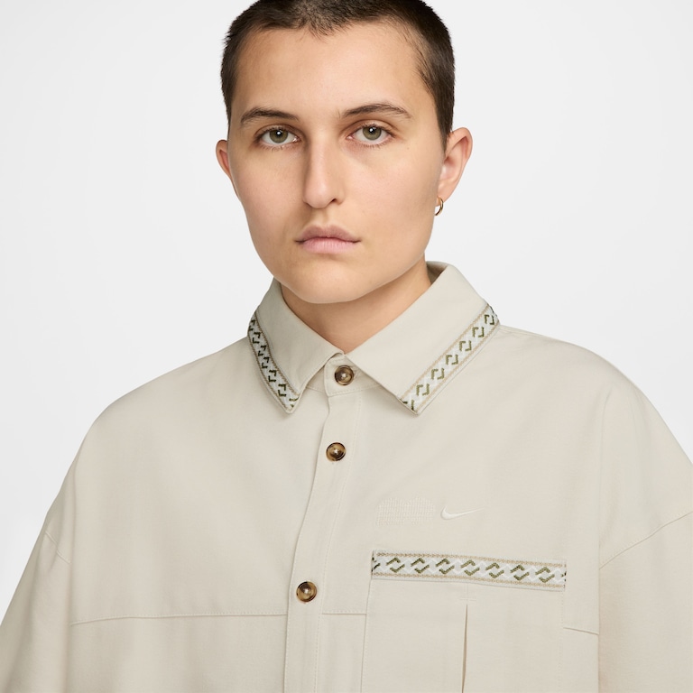 Camisa Nike Sportswear Essential Feminina - Foto 3