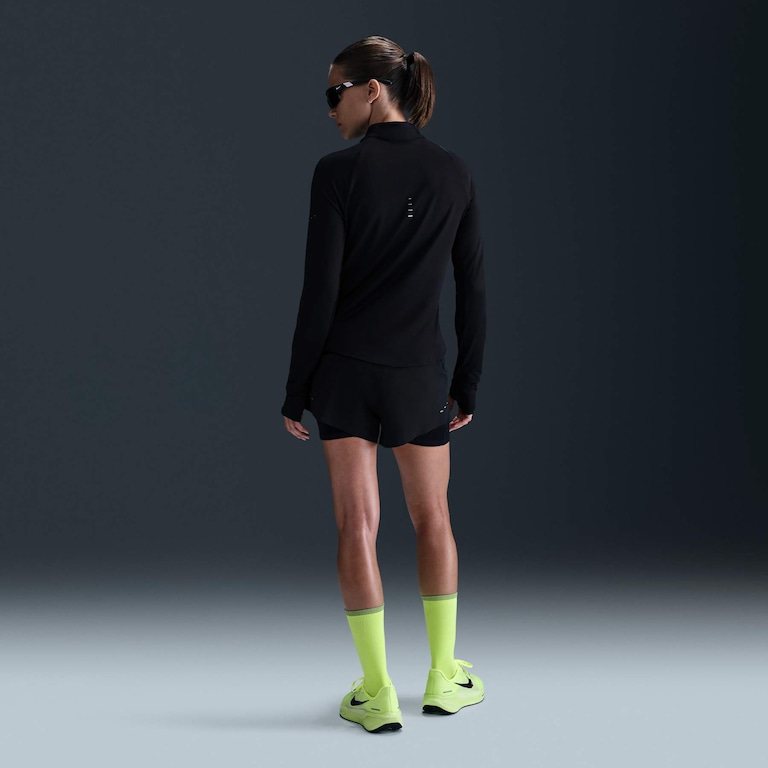 Camiseta Nike Dri-FIT Feminina - Foto 5