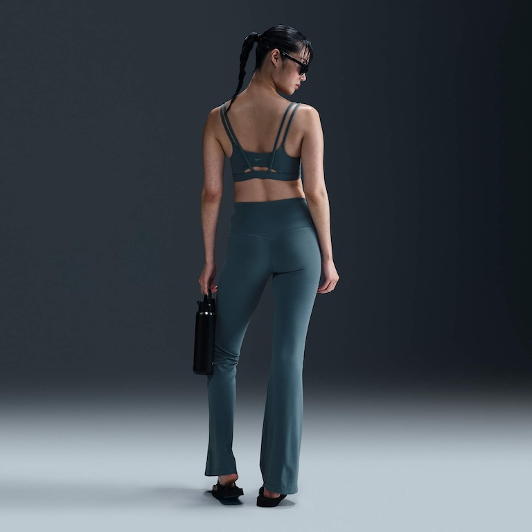 Legging Nike Zenvy Flare Feminina - Foto 4