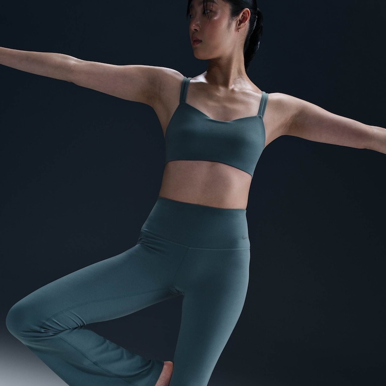 Legging Nike Zenvy Flare Feminina - Foto 5