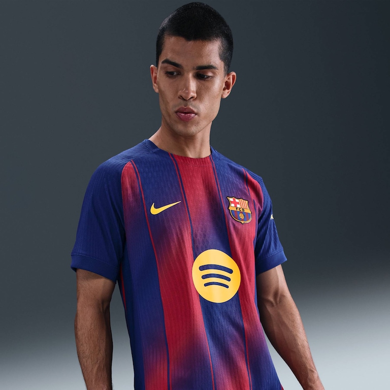 Camisa Barcelona Nike I 2025/26 Jogador Masculina - Foto 1