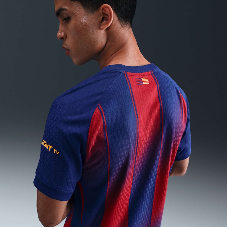 Camisa Barcelona Nike I 2025/26 Jogador Masculina - Foto 2
