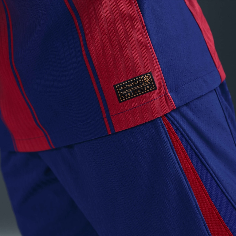 Camisa Barcelona Nike I 2025/26 Jogador Masculina - Foto 6