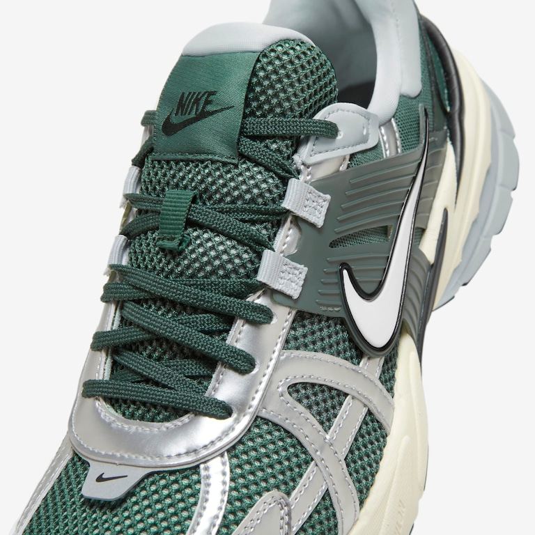 Tênis Nike V2K RUN Masculino - Foto 7