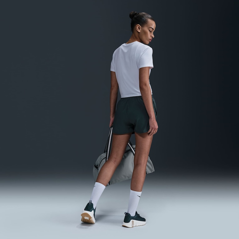 Camiseta Nike One Classic Cropped Feminina - Foto 5