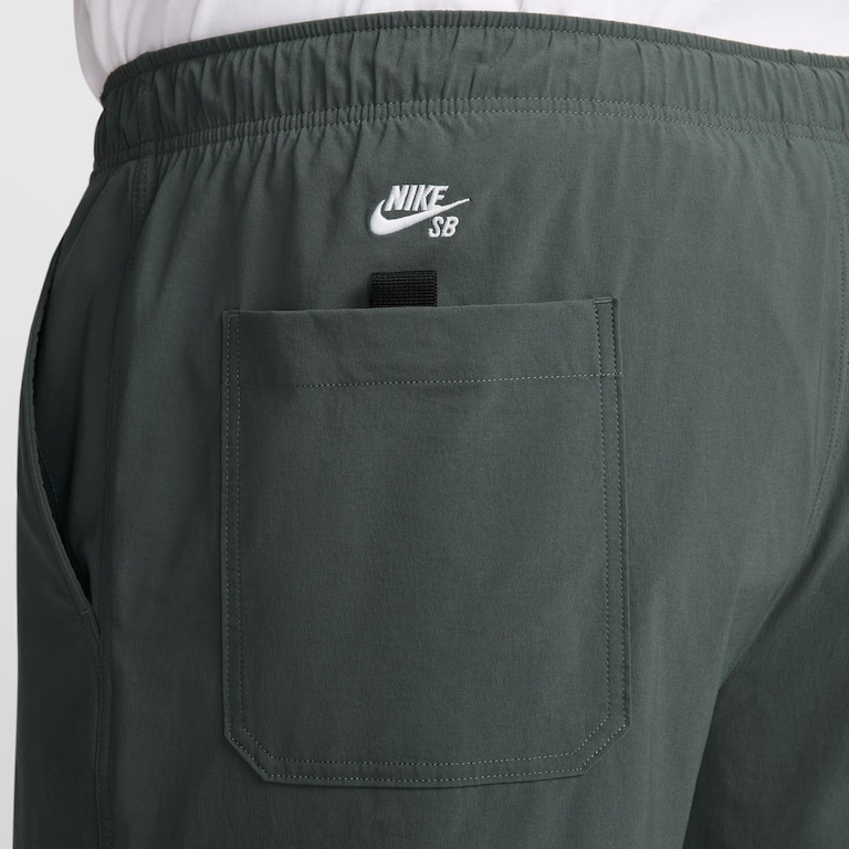 Calça Nike Cargo SB Unissex - Foto 16