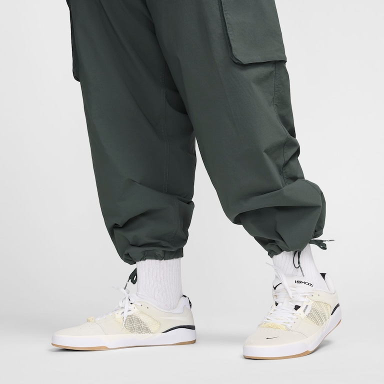 Calça Nike Cargo SB Unissex - Foto 18