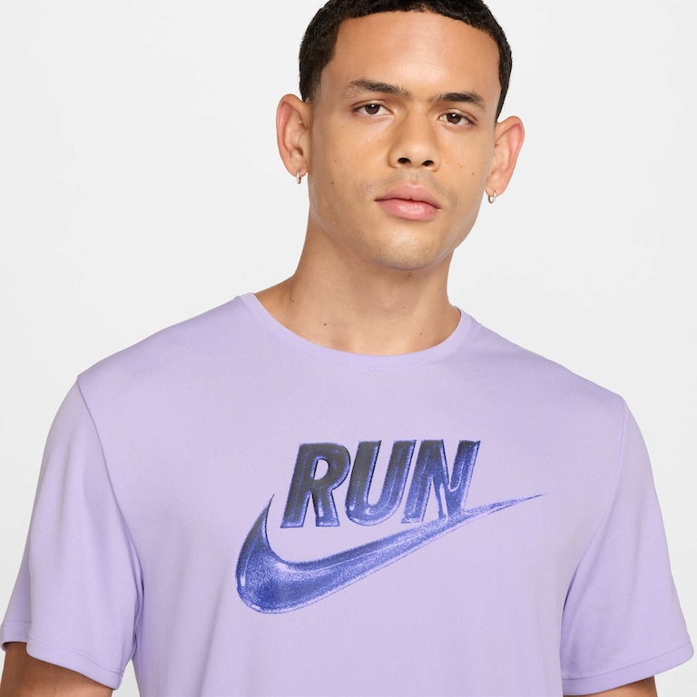 Camiseta Nike Run Energy Masculina - Foto 3