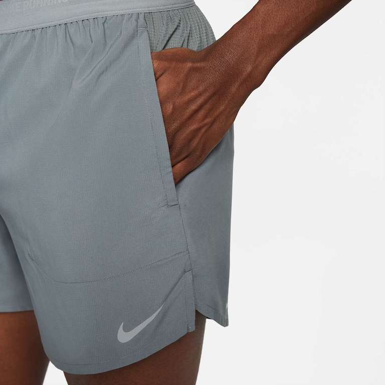 Shorts Nike Dri-FIT Stride Masculino - Foto 4