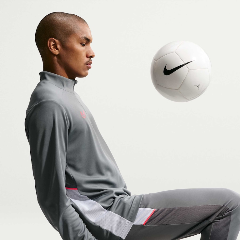 Camiseta Nike Dri-FIT Academy Pro Masculina - Foto 3