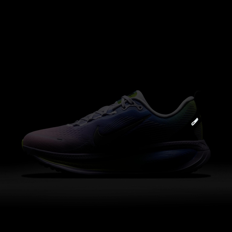 Tênis Nike Vomero 18 SE Feminino - Foto 11
