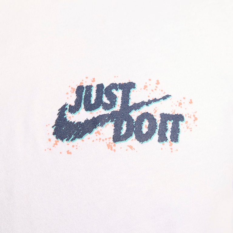 Camiseta Nike Sportswear JDI Masculina - Foto 4