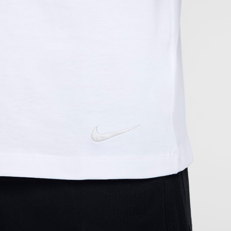 Camiseta Nike Sportswear Masculina - Foto 4