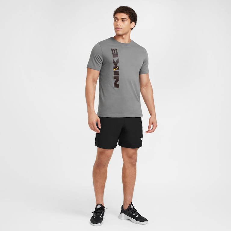 Camiseta Nike Dri-FIT Vintage Fitness Masculina - Foto 4