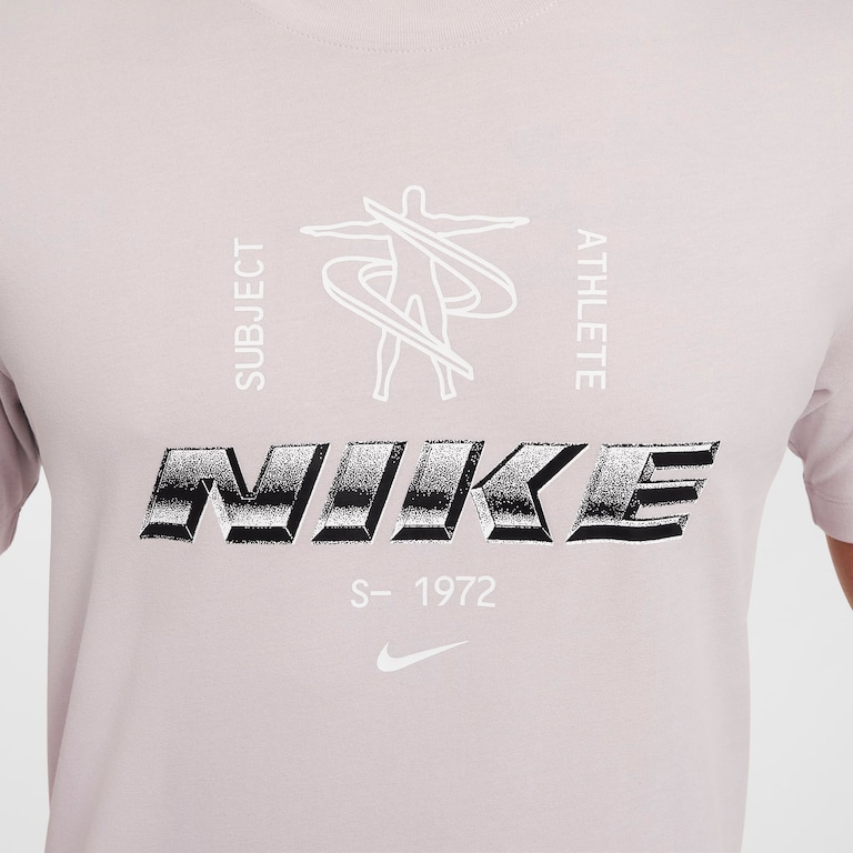 Camiseta Nike Fri-FIT GFX Masculina - Foto 4