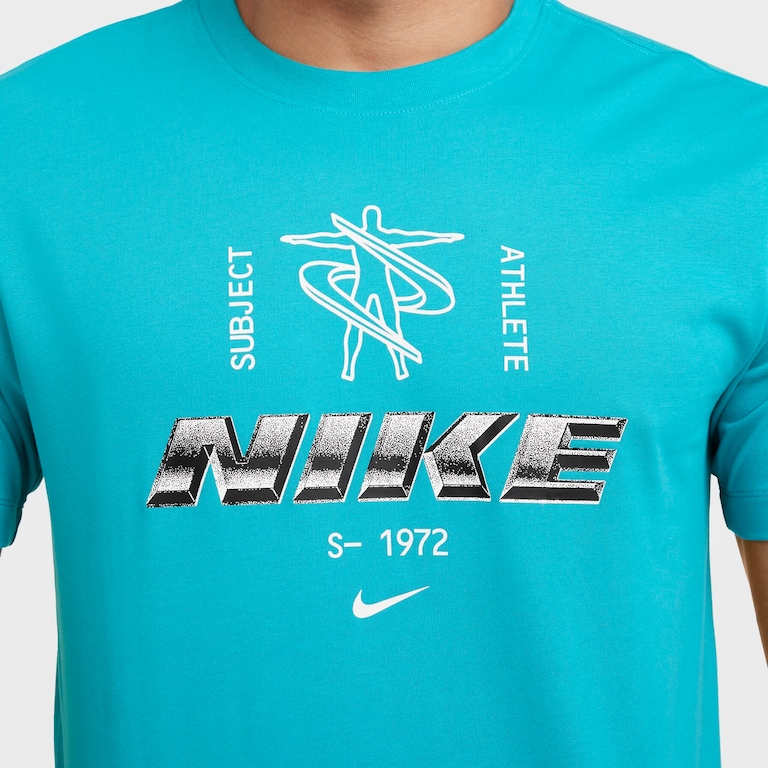 Camiseta Nike Fri-FIT GFX Masculina - Foto 4