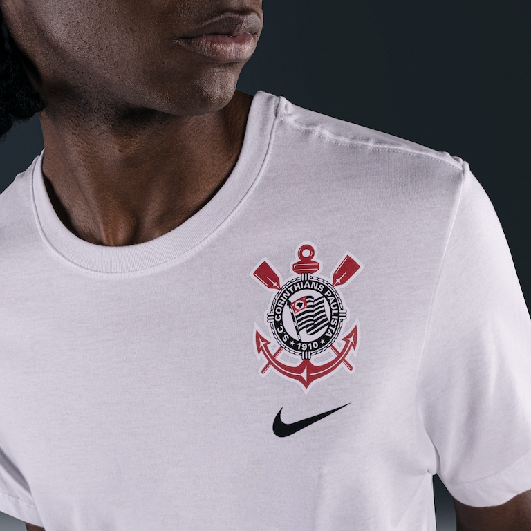 Camiseta Nike Corinthians Crest Masculina - Foto 2