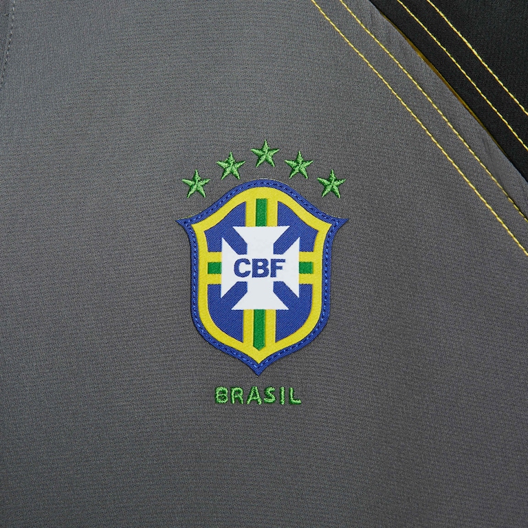 Jaqueta Brasil Nike Reedição Total 90 Masculina - Foto 5