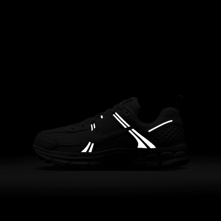Tênis Nike Vomero 5 Infantil - Foto 11