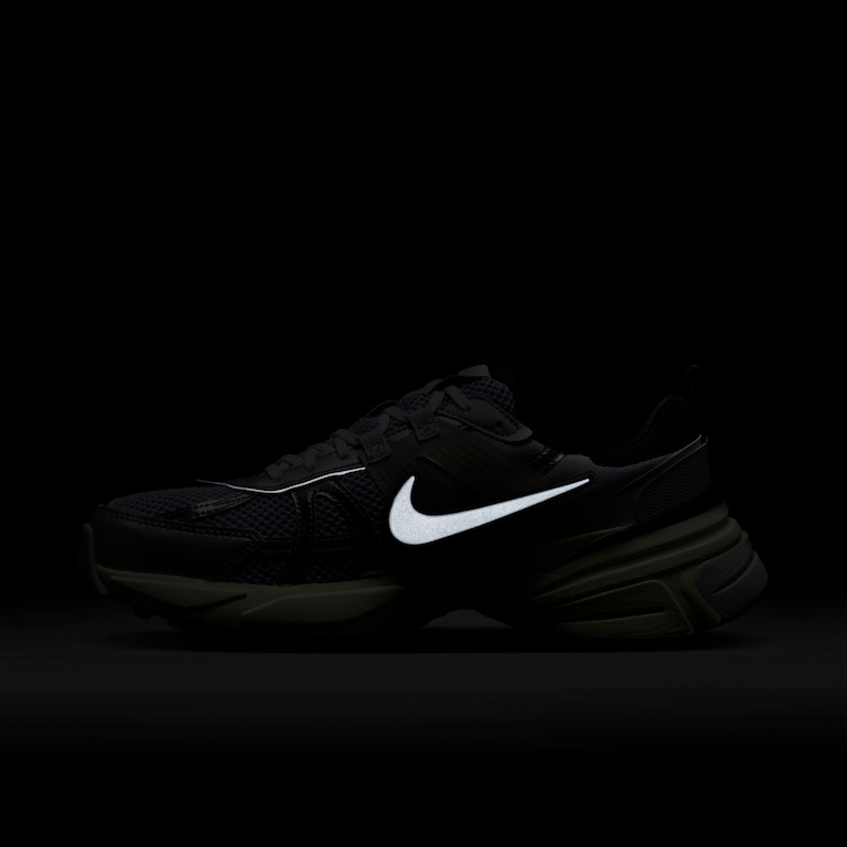Tênis Nike V2K Run Feminino - Foto 12