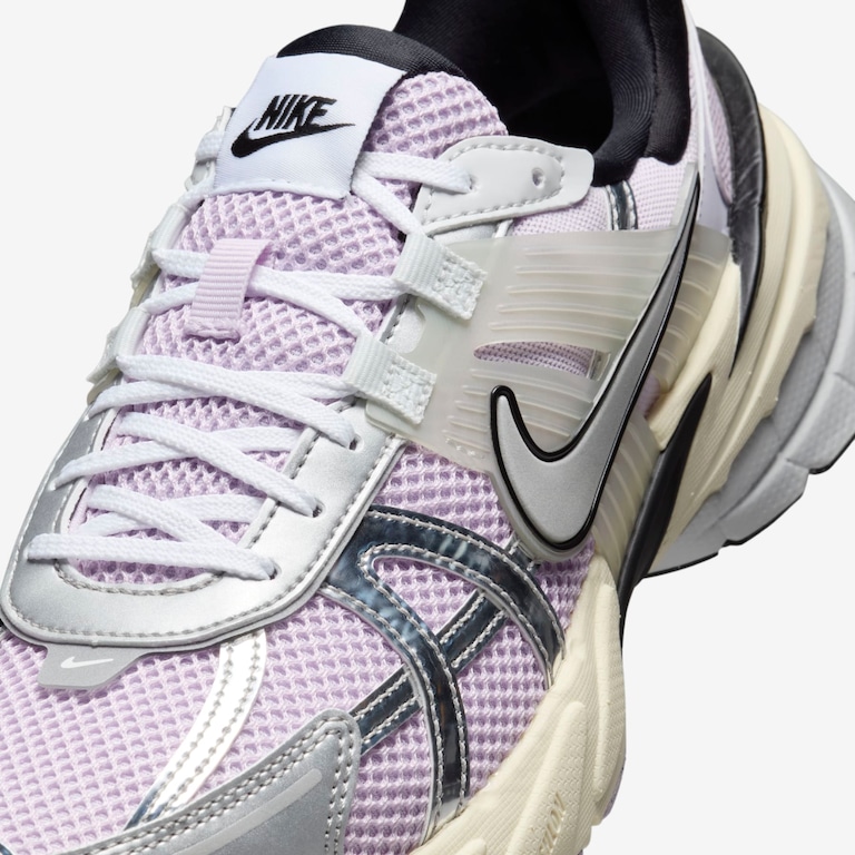 Tênis Nike V2K Run Feminino - Foto 7